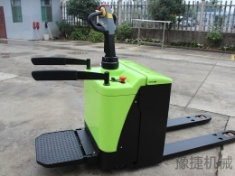 乐鱼网页版登录入口机械提醒：电瓶搬运车的日常维护